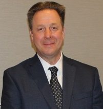 Dr. Michael Petersen